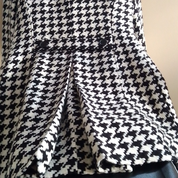 Houndstooth Coat - Picture 5 of 9